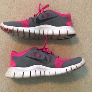 Girl's Nike Tennis Shoes